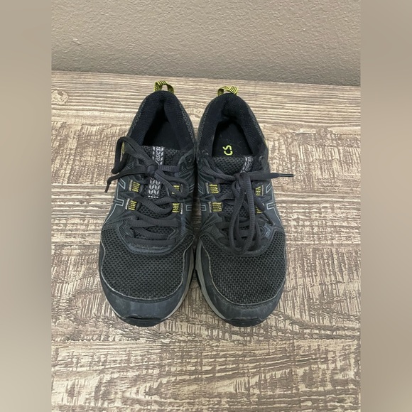 ASICS’s little boy running shoe size 3.5 - Picture 5 of 7